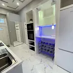 Luxury Ambiance Residency 4Br-2Ba